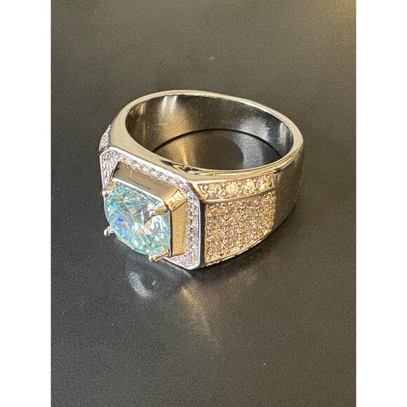 Sz 8 - Light Green 2CT Moissanite Ring w/ GRA - Picture 7 of 9